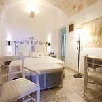 Masseria Bosco & Masseria Strazzati 4* Avetrana