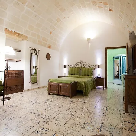 Masseria Bosco&masseria Strazzati 4*