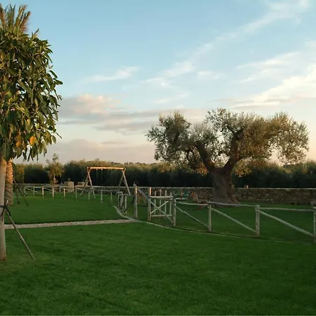 Hotel Masseria Bosco&masseria Strazzati 4*