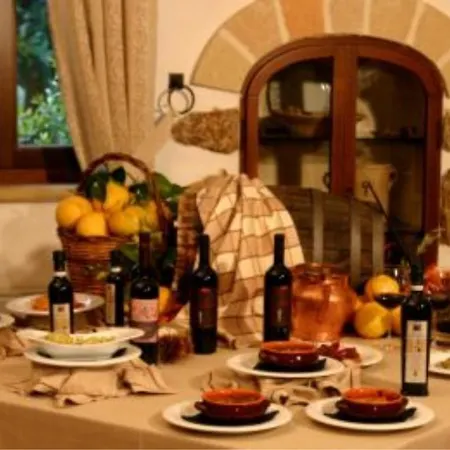Masseria Bosco&masseria Strazzati Hotel 4*