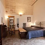 Masseria Bosco & Masseria Strazzati Hotel Avetrana