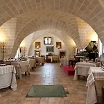 Hotel Masseria Bosco & Masseria Strazzati 4*