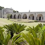 Masseria Bosco & Masseria Strazzati 4*