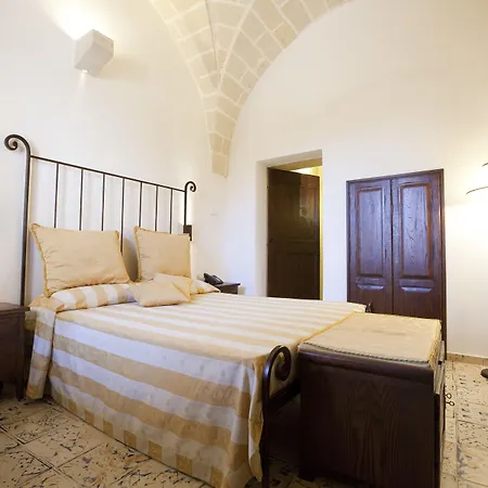 Masseria Bosco & Masseria Strazzati ホテル アヴェトラーナ